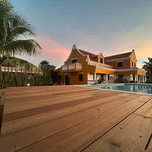 Belnem Bonaire Playa